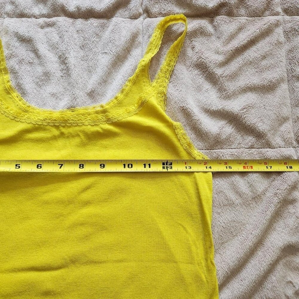 Vintage Old Navy lace yellow tank top women Sz M festivals trending color - Picture 7 of 8